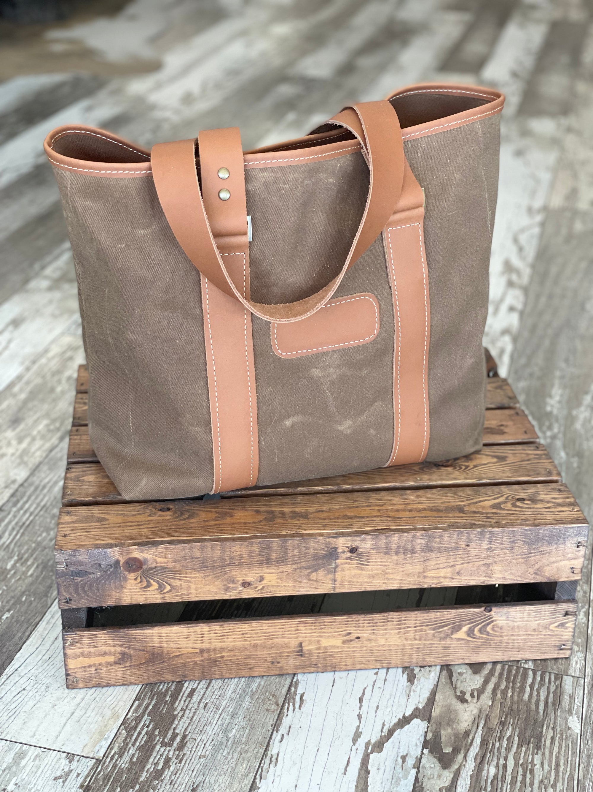 Two Dove Supply Co Utility Bag - Brown Waxed Canvas