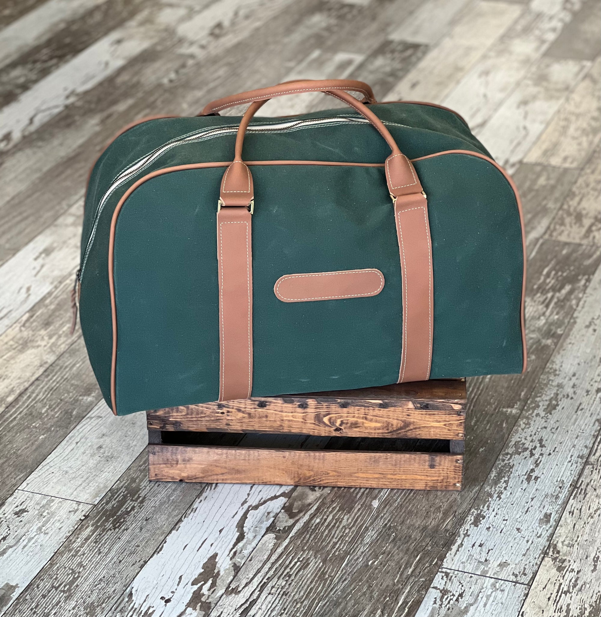 Two Dove Supply Co. Large Grip